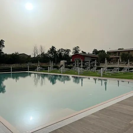 农家乐 Ll Crinale Village 库里德尔特伦托