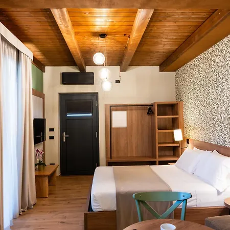 Ll Crinale Village Colli del Tronto